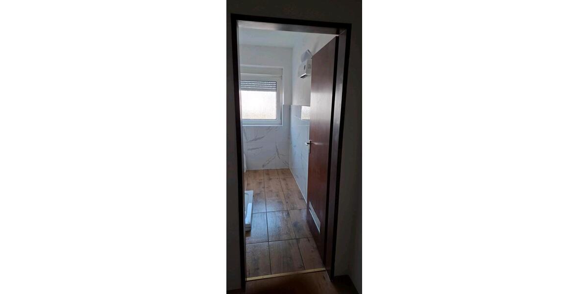 Erdgeschoßwohnung Bad Friedrichshall - 3 Zimmer, 75 m&sup2;, 900&euro; | Angebot:26615259