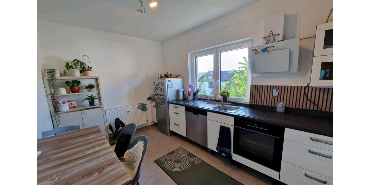 Etagenwohnung Solms - 4 Zimmer, 85 m&sup2;, 1.200&euro; | Angebot:26637462