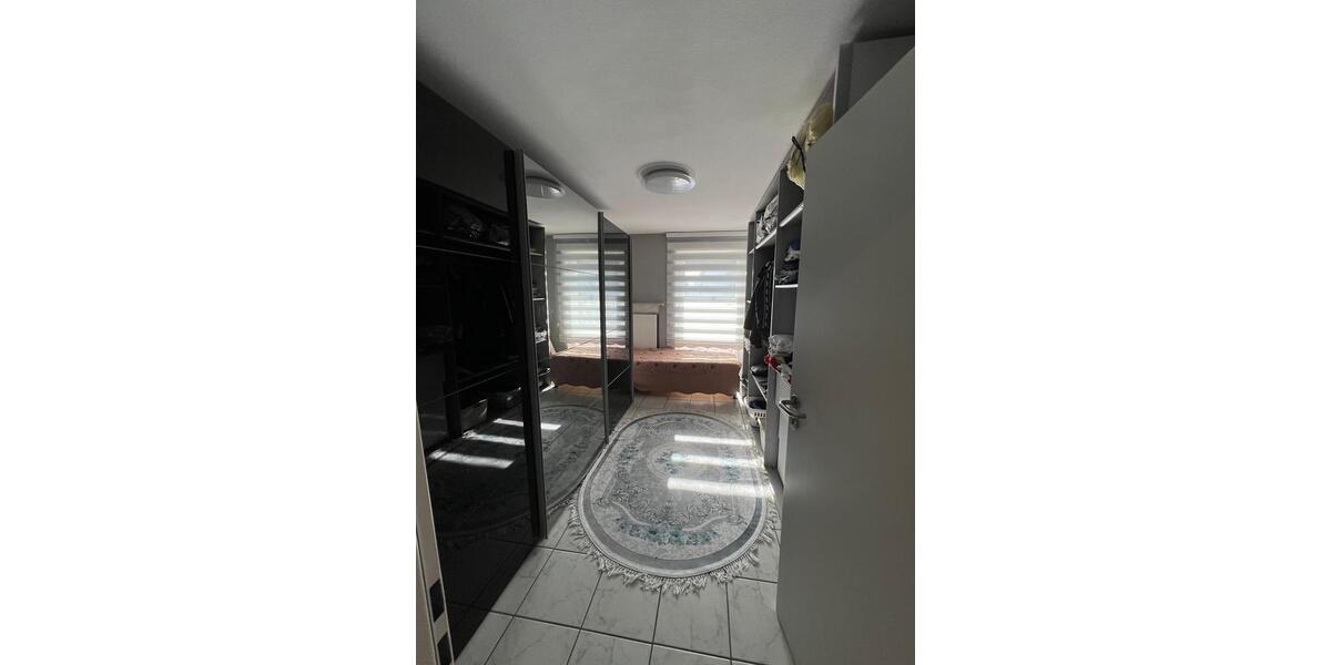 Doppelhaushälfte Weichs - 6 Zimmer, 175 m&sup2;, 2.800&euro; | Angebot:26480772