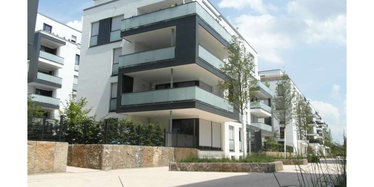 Wohnung zum Mieten in Stuttgart 1.453 € 104.75 m² 4 zimmer