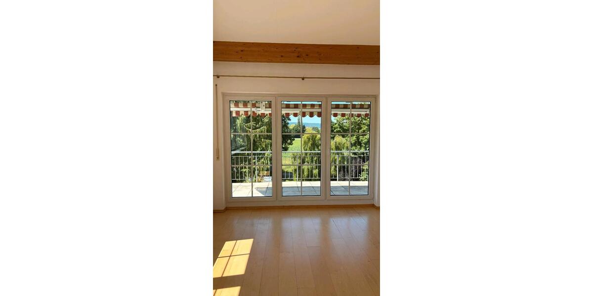 Dachgeschoßwohnung Nördlingen - 3 Zimmer, 90 m&sup2;, 1.080&euro; | Angebot:24343737