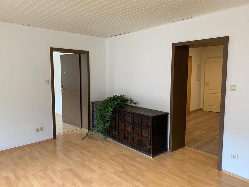 Renovierte 3 Zimmerwohnung (WG geeignet) im Herzen von Ansbach