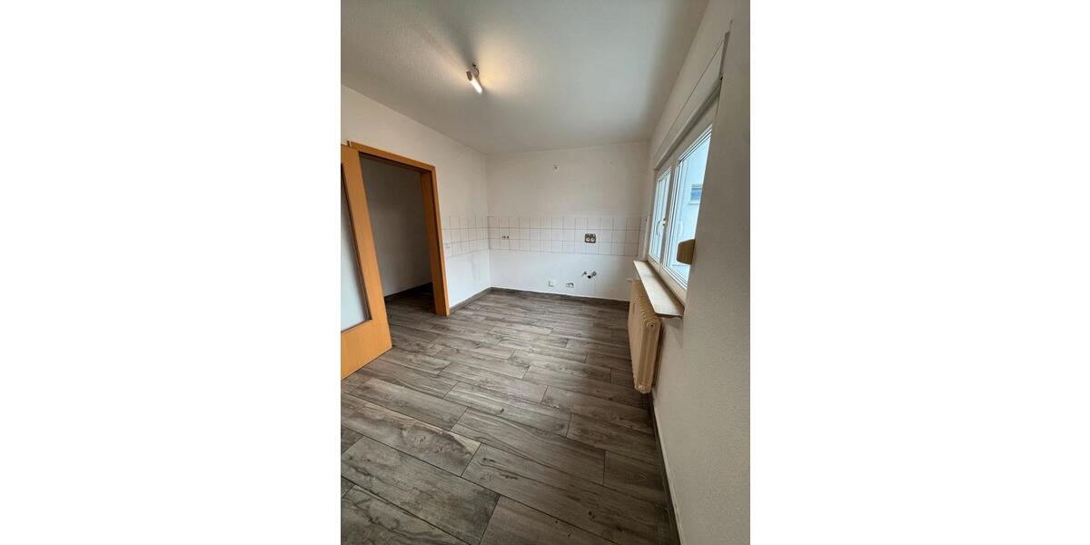 Etagenwohnung Mosbach - 3 Zimmer, 80 m&sup2;, 1.170&euro; | Angebot:26375227