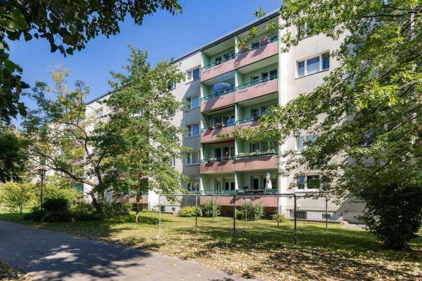 Wohnung zum Mieten in Brandenburg an der Havel 160,29 € 28.27 m²