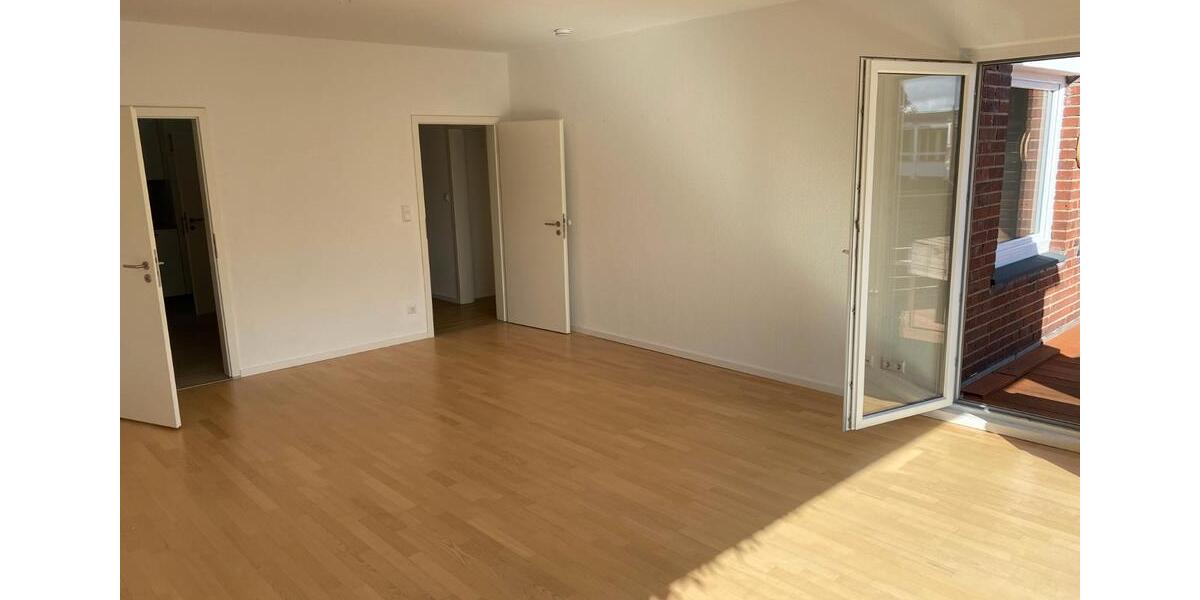 Dachgeschoßwohnung Lingen (Ems) - 4 Zimmer, 116 m&sup2;, 1.150&euro; | Angebot:26545456
