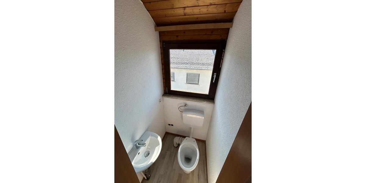Einfamilienhaus Idar-Oberstein Oberstein - 6 Zimmer, 160 m&sup2;, 1.000&euro; | Angebot:26693068
