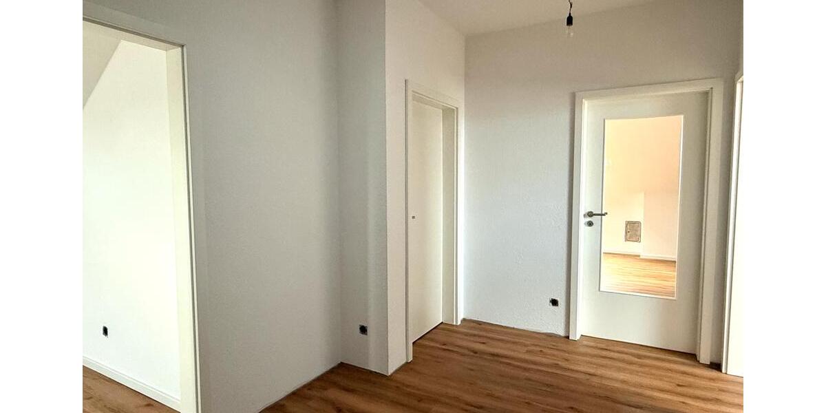 Dachgeschoßwohnung Rhede (Ems) - 3 Zimmer, 75 m&sup2;, 700&euro; | Angebot:24654675