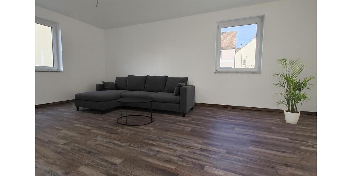 Erdgeschoßwohnung Meißen - 3.5 Zimmer, 105 m&sup2;, 1.050&euro; | Angebot:24491586