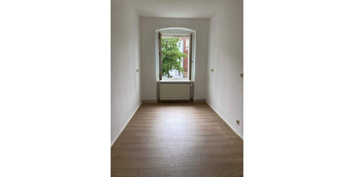 Etagenwohnung Görlitz Innenstadt - 3 Zimmer, 71 m&sup2;, 400&euro; | Angebot:25139489