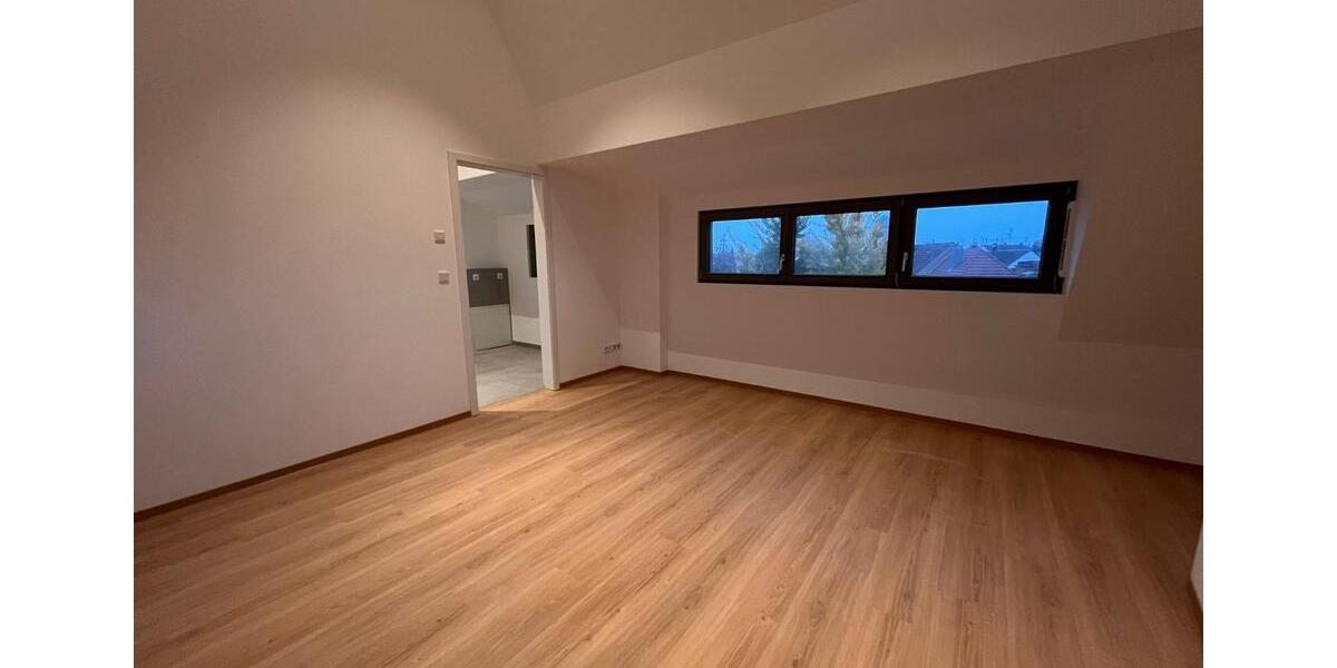 Exclusive 3-Zimmer-Maisonette in Mannheim-Seckenheim 3 zimmer