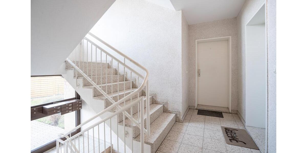 Dachgeschoßwohnung Stendal - 3 Zimmer, 92 m&sup2;, 542&euro; | Angebot:24768088