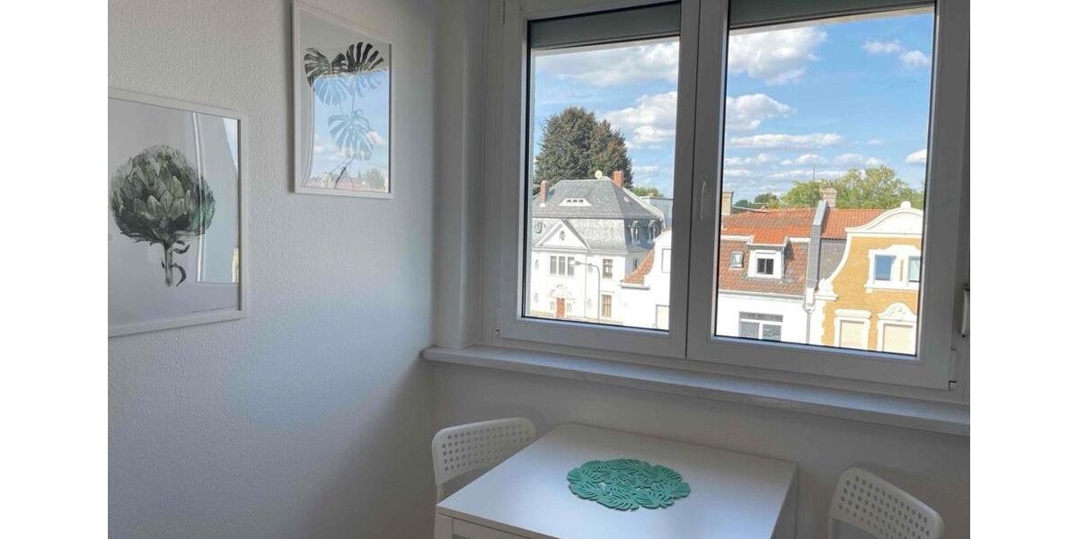 Dachgeschoßwohnung Frankfurt am Main Ginnheim - 3 Zimmer, 80 m&sup2;, 1.850&euro; | Angebot:24813641