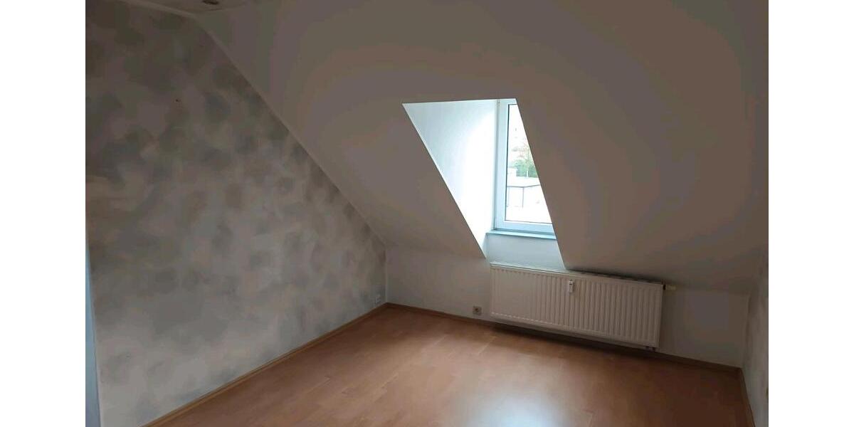 Dachgeschoßwohnung Olbernhau - 5 Zimmer, 70 m&sup2;, 390&euro; | Angebot:26502257