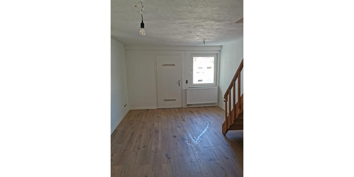 Dachgeschoßwohnung Worms - 3 Zimmer, 92 m&sup2;, 1.058&euro; | Angebot:25975167