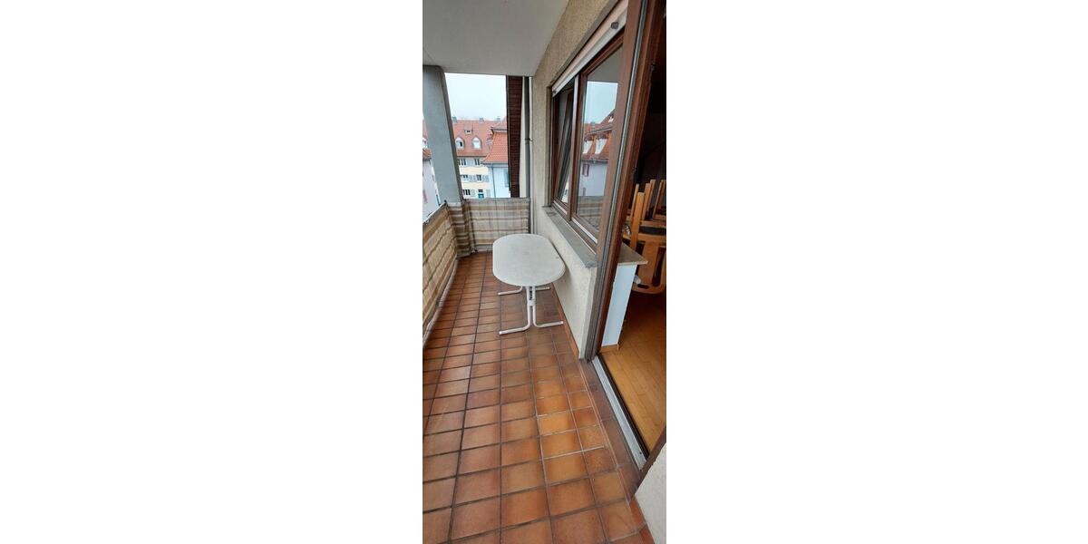 Dachgeschoßwohnung Freiburg im Breisgau Brühl - 1 Zimmer, 50 m&sup2;, 1.200&euro; | Angebot:26041982