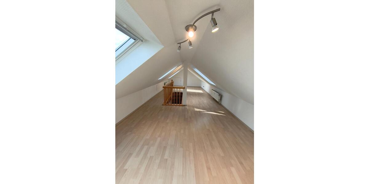 Großzügige 4 12 ZKB-Maisonette-Wohnung (ohne Balkon), Schwetzinger Strasse 4 zimmer