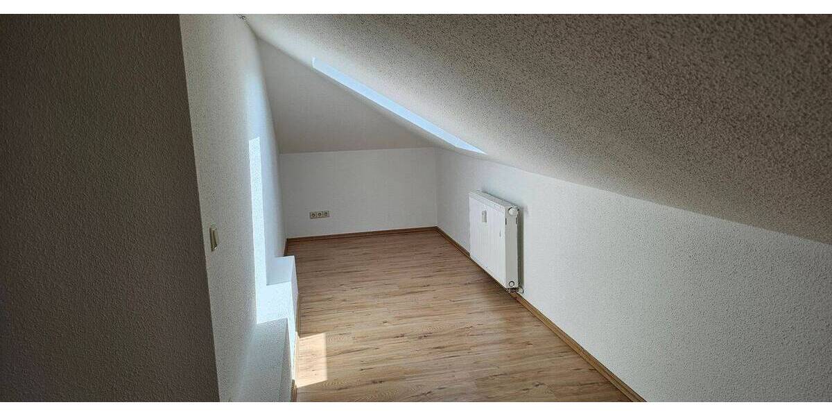 Etagenwohnung Burgstädt Burkersdorf - 2 Zimmer, 52 m&sup2;, 325&euro; | Angebot:25730762