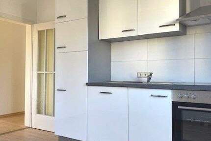 Wohnung Singen (Hohentwiel) Singen - 3 Zimmer, 95 m&sup2;, 900&euro; | Angebot:25803033