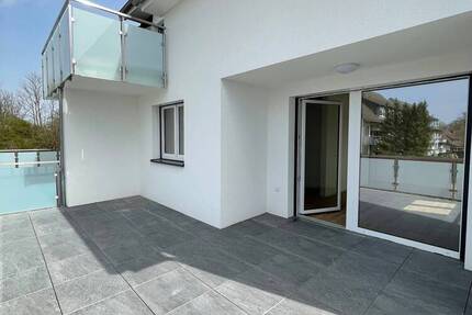 Verfügbar ab 01.11.2025 - 2 Zimmer mit großzügigem Balkon