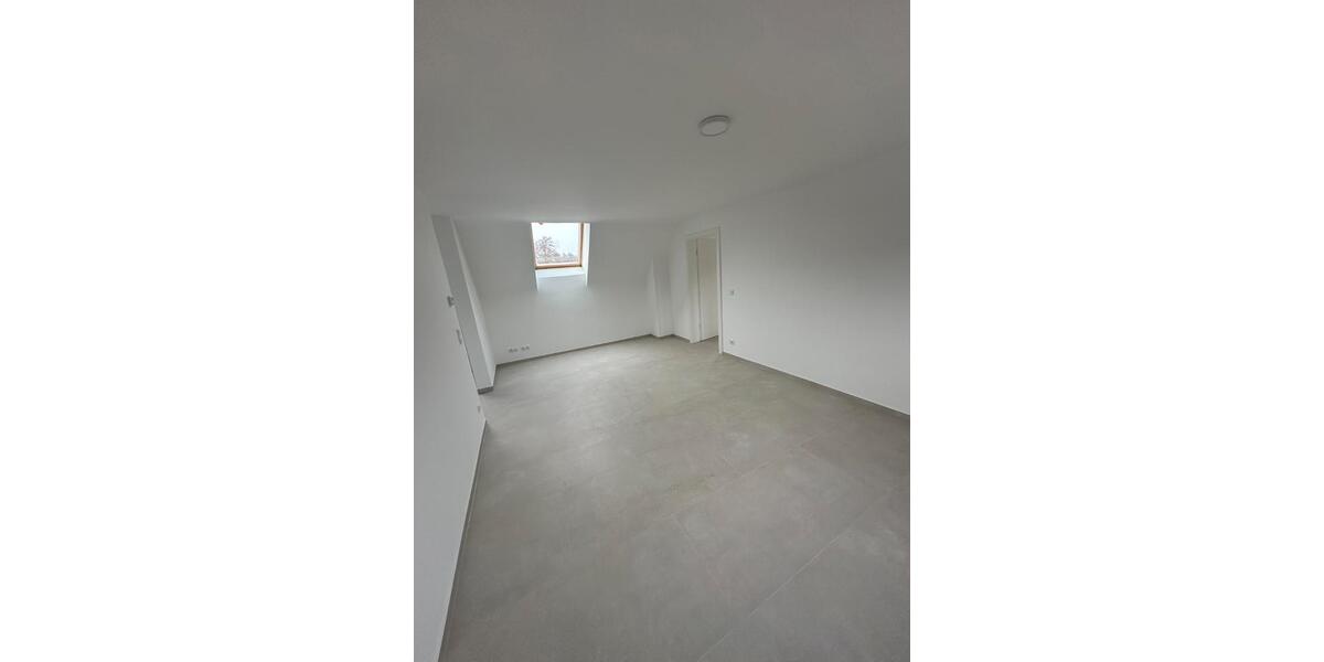 Dachgeschoßwohnung Fischbachtal - 2 Zimmer, 75 m&sup2;, 1.080&euro; | Angebot:26424101