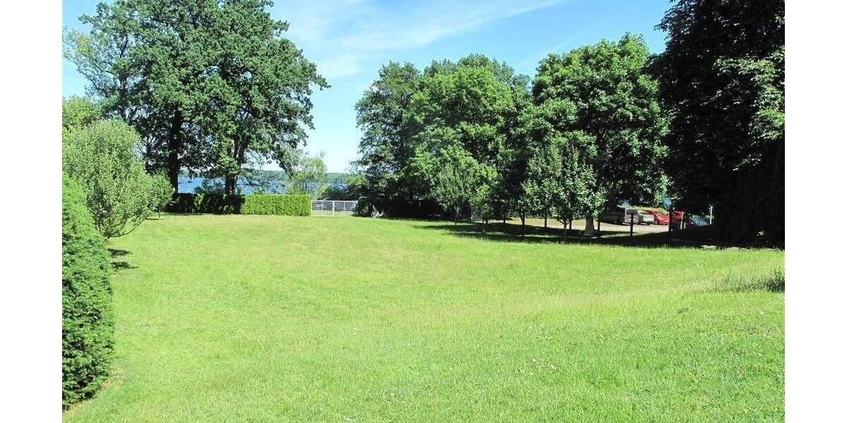 Etagenwohnung Schwerin Ostorf - 5 Zimmer, 155 m&sup2;, 1.650&euro; | Angebot:25837556