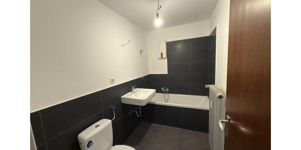 Sanierte 3 Zimmer Dachgeschosswohnung in Mettmann 3 zimmer