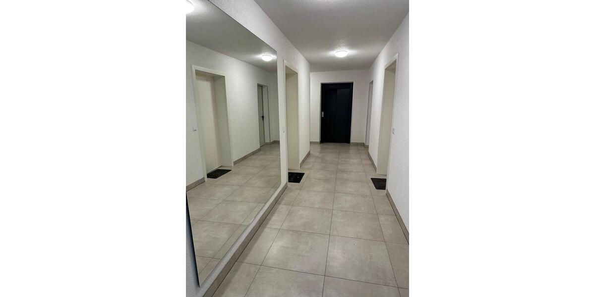 Etagenwohnung Lennestadt - 3 Zimmer, 85 m&sup2;, 935&euro; | Angebot:26253418