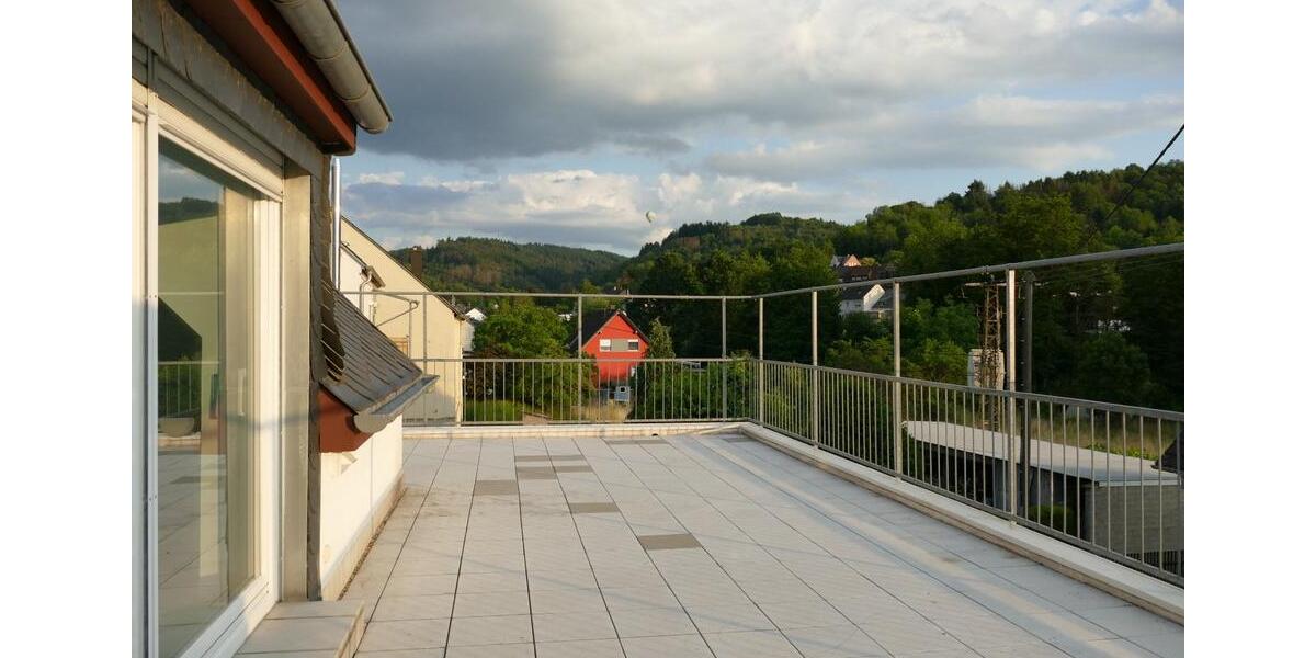 Etagenwohnung Fell - 5 Zimmer, 166 m&sup2;, 970&euro; | Angebot:25476187