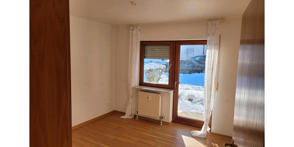 Erdgeschoßwohnung Buchen (Odenwald) - 3 Zimmer, 71 m&sup2;, 680&euro; | Angebot:24801976