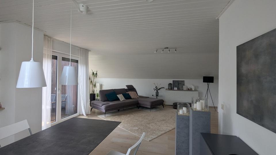 Dachgeschoßwohnung Bad Mergentheim - 3 Zimmer, 80 m&sup2;, 680&euro; | Angebot:25171977