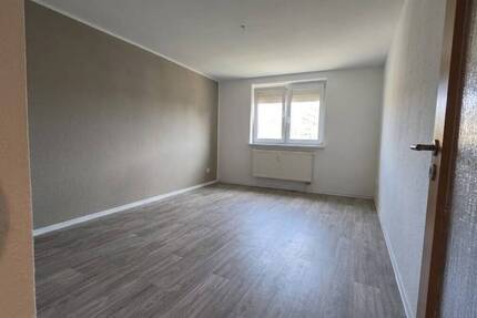 Wohnung Großröhrsdorf - 3 Zimmer, 58 m&sup2;, 470&euro; | Angebot:26065050