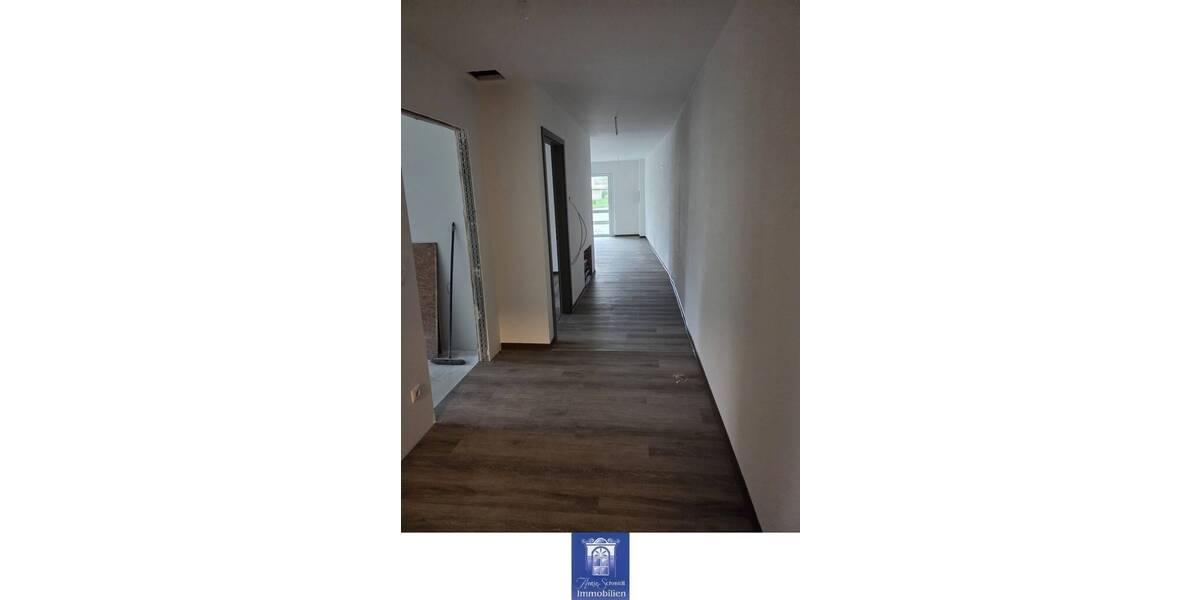 Etagenwohnung Wilsdruff - 2 Zimmer, 76 m&sup2;, 645&euro; | Angebot:26293159