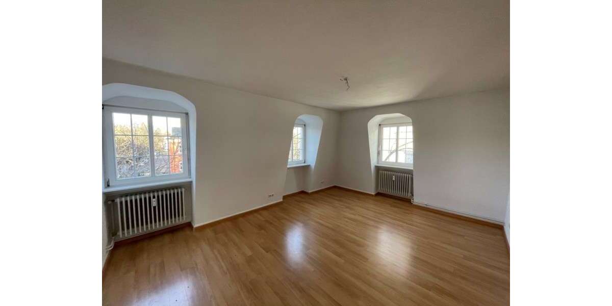 Etagenwohnung Müllheim - 4 Zimmer, 100 m&sup2;, 1.300&euro; | Angebot:24521001