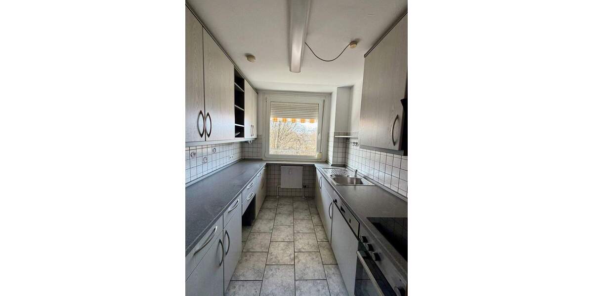 Etagenwohnung Reutlingen Voller Brunnen - 4 Zimmer, 89 m&sup2;, 1.200&euro; | Angebot:25895932