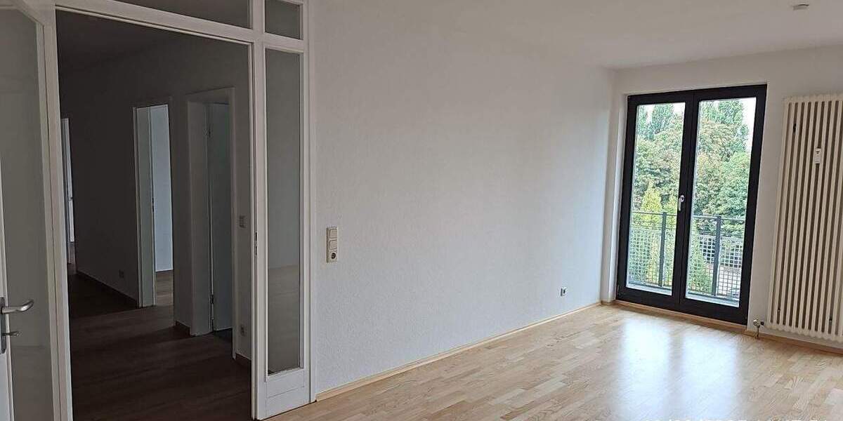 Etagenwohnung Magdeburg Sudenburg - 3 Zimmer, 66 m&sup2;, 585&euro; | Angebot:26740655