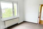 ***3-RAUMWOHUNG MIT EINBAUKÜCHE*** und Tageslichtbad mizt Wanne ab 1025 zu vermieten