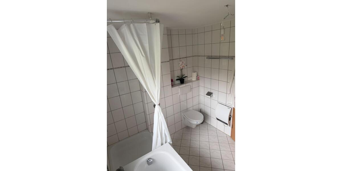 Etagenwohnung Neckarbischofsheim - 2 Zimmer, 63 m&sup2;, 590&euro; | Angebot:26641474