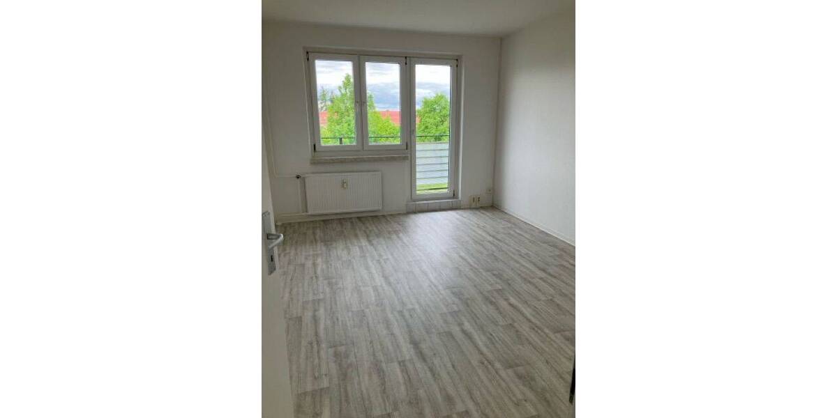 Etagenwohnung Angermünde - 4 Zimmer, 69 m&sup2;, 430&euro; | Angebot:26673532