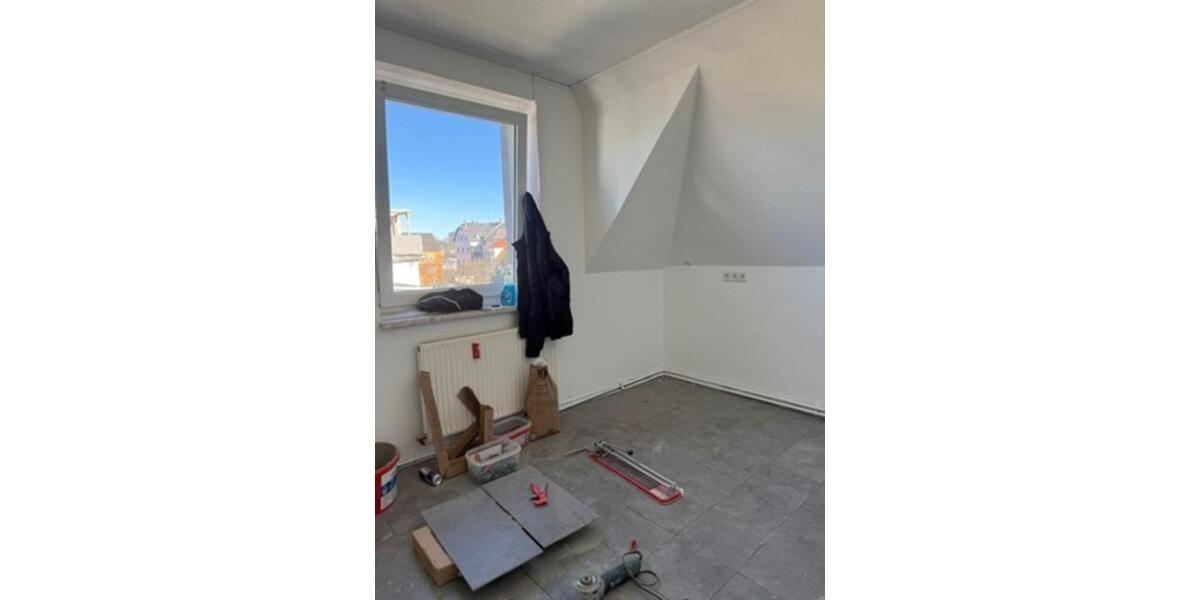 Etagenwohnung Glauchau - 5 Zimmer, 92 m&sup2;, 680&euro; | Angebot:25760197