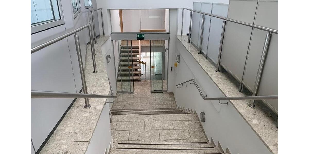 Gewerbeobjekt Hof Altstadt - 2.552&euro; | Angebot:25397920