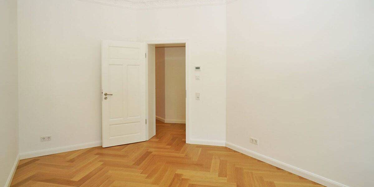 Etagenwohnung Dresden Striesen-Ost - 3 Zimmer, 97 m&sup2;, 1.895&euro; | Angebot:26767950