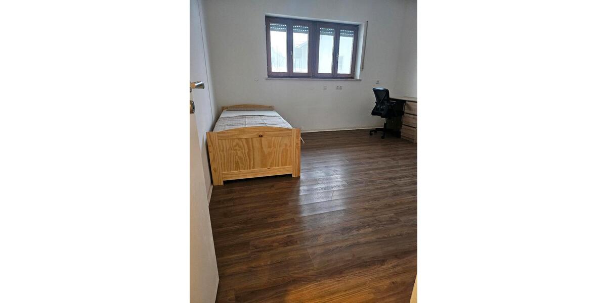 StudentenAusbildende WG 13 zimmer