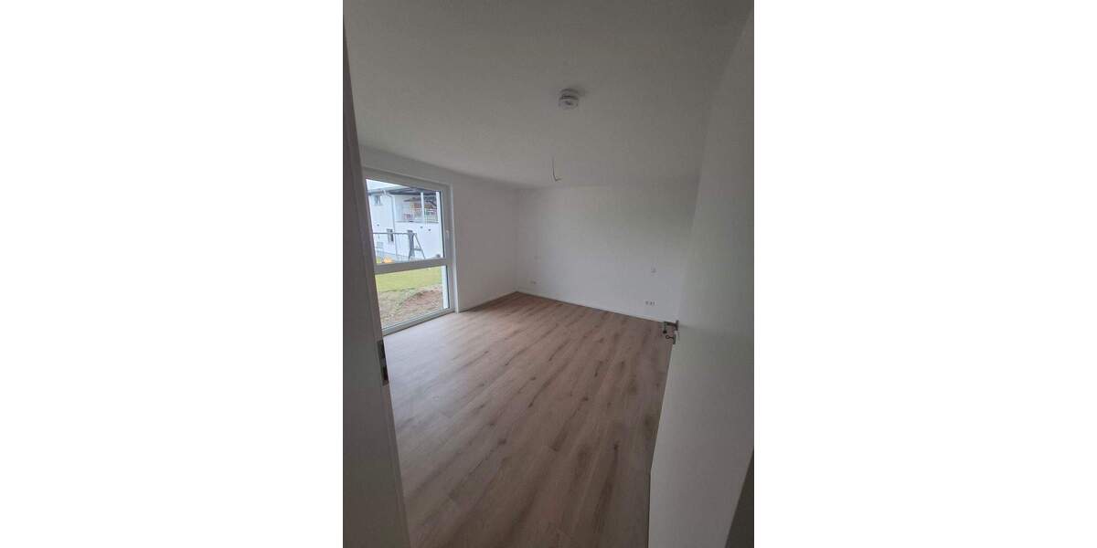 Etagenwohnung Boxberg Bobstadt Bobstadt - 3 Zimmer, 81 m&sup2;, 970&euro; | Angebot:25672641