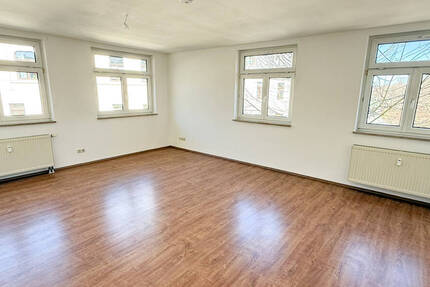 Großzügige 3-Raum-Wohnung mit Fahrstuhl - zentrale Ortslage in Annaberg-Buchholz!! 3 zimmer