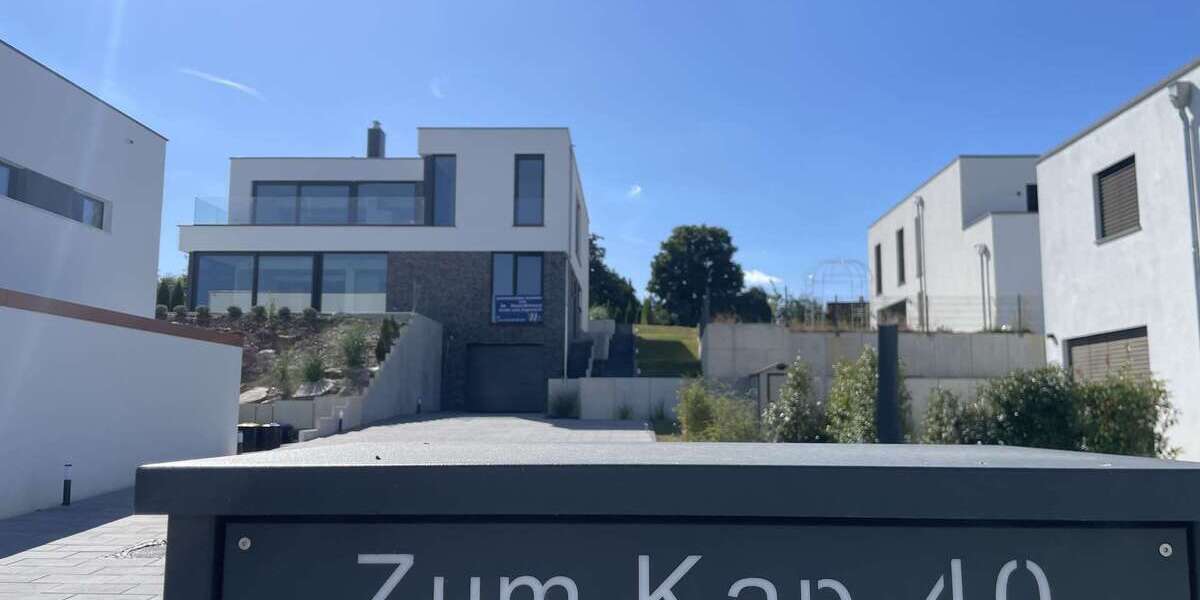 Wohnung zum Mieten in Zwenkau 3.700 € 185 m² 4 zimmer