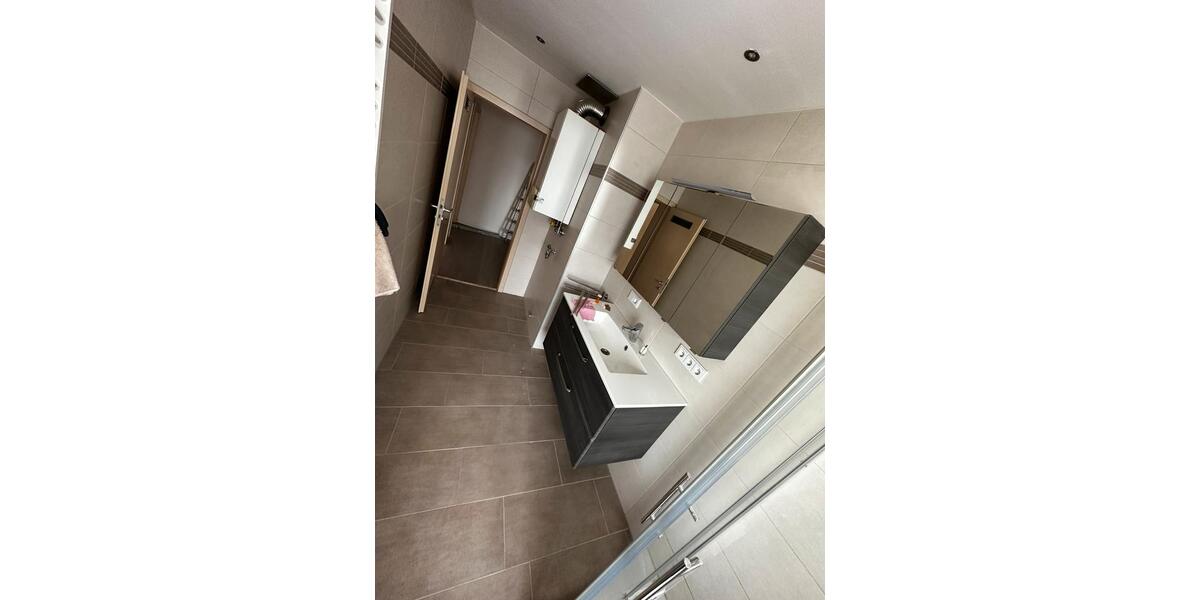 Etagenwohnung Weiden in der Oberpfalz - 3 Zimmer, 85 m&sup2;, 900&euro; | Angebot:26563227
