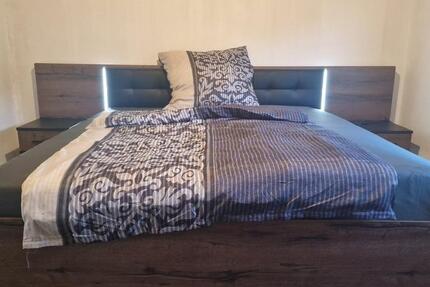 Wohnen auf Zeit Langenfeld (Rheinland) - 8 Zimmer, 150 m&sup2;, 550&euro; | Angebot:25550404