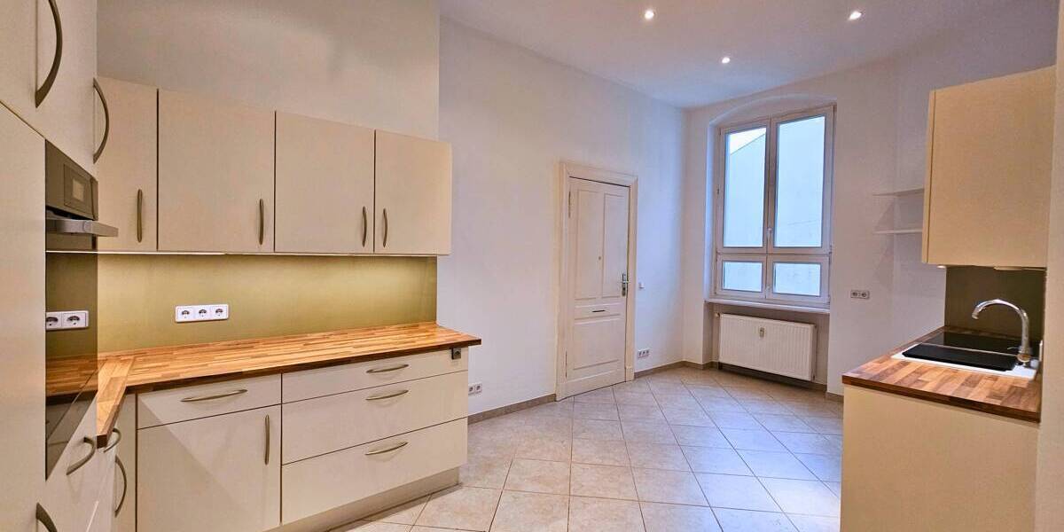 Etagenwohnung Berlin Halensee - 5 Zimmer, 207 m&sup2;, 2.900&euro; | Angebot:26207223
