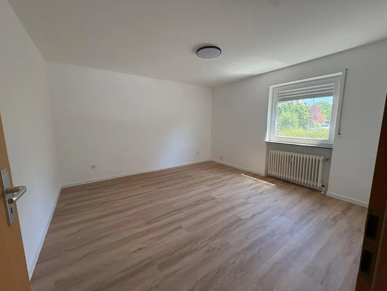 Etagenwohnung Mackenbach - 5 Zimmer, 124 m&sup2;, 1.570&euro; | Angebot:27020256