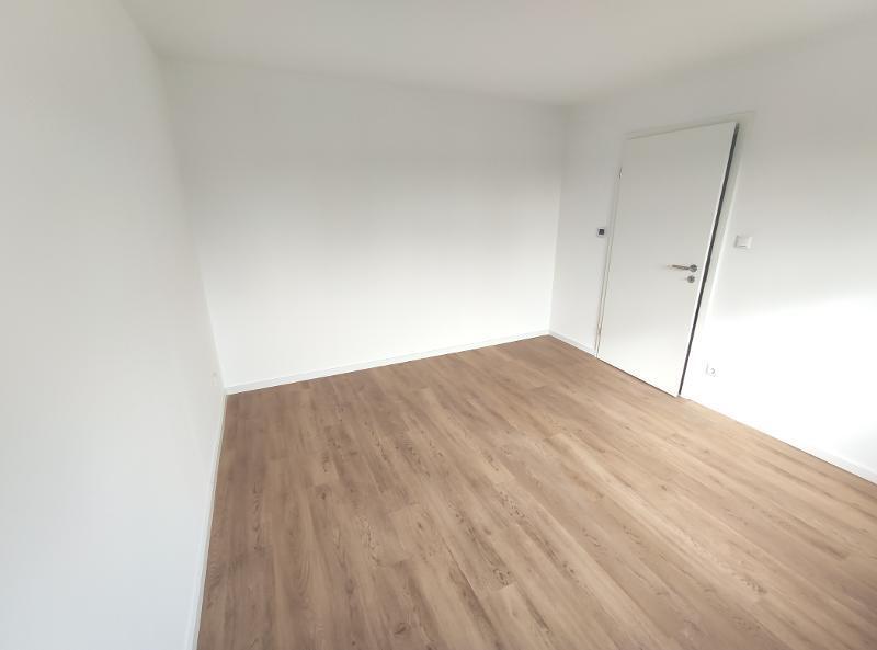 Neu saniertes Einfamilienhaus mit Garage, Garten, Wärmepumpe und Mieter–Strom